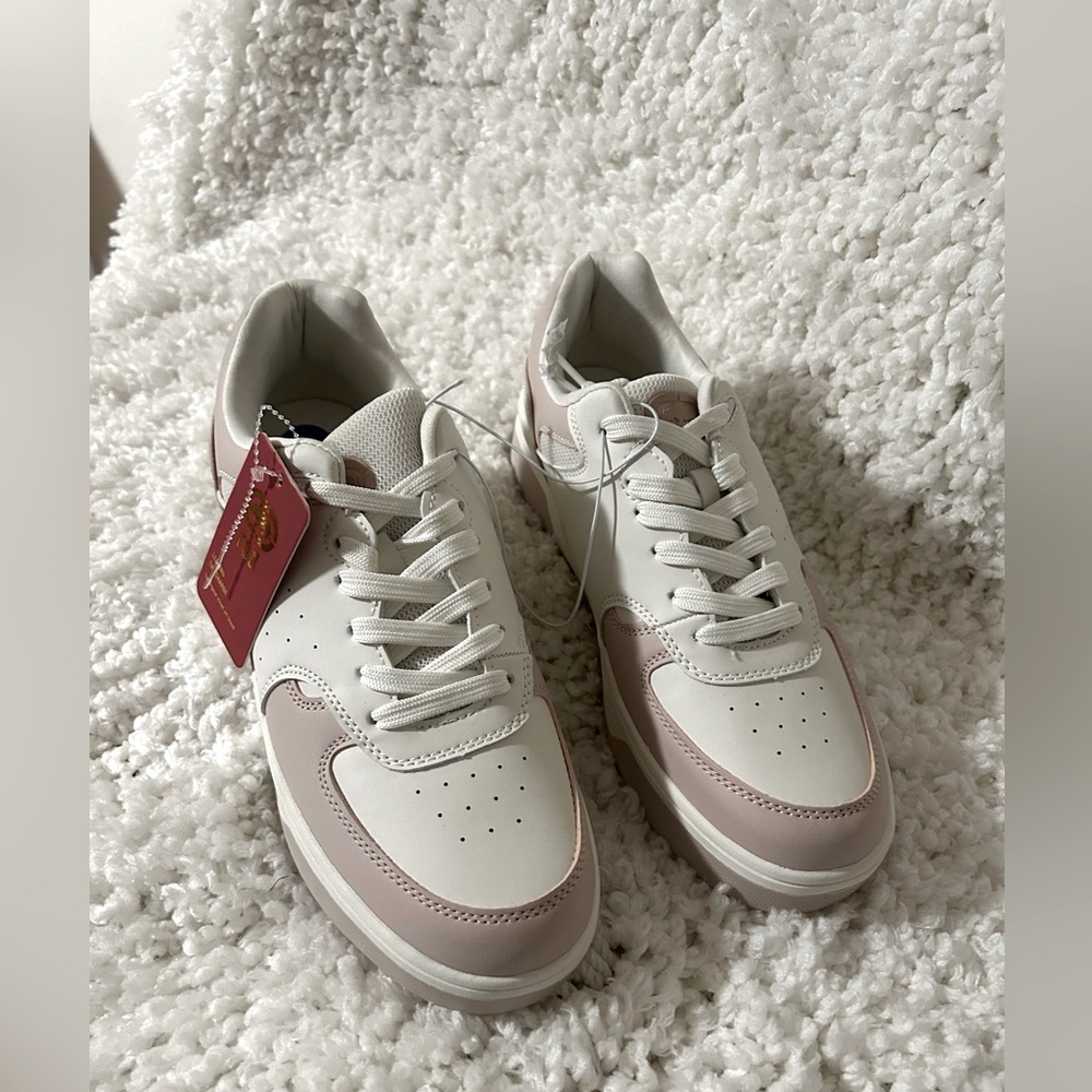 Brand Ecko Unltd ECKO RED women’s Summit Lace tennis shoes